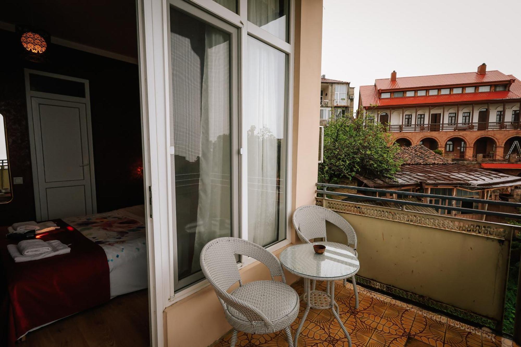 Отель Sighnaghi Garden House Экстерьер фото